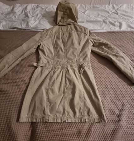 street one frühlingsjacke grösse 36 im wert von 130.-