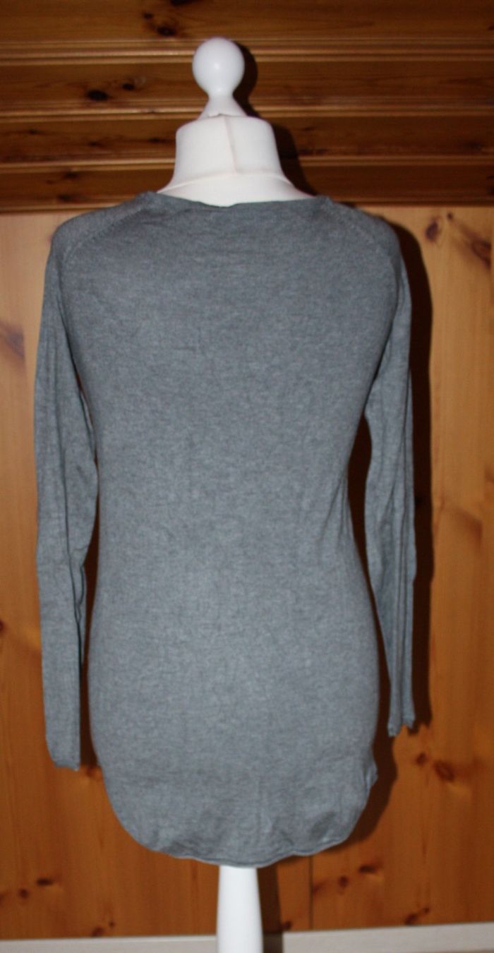 Pullover & Sweatshirts: Pullover ONLY grau Gr. M – Gebraucht aus Flüelen von Diversicum-Textil 2