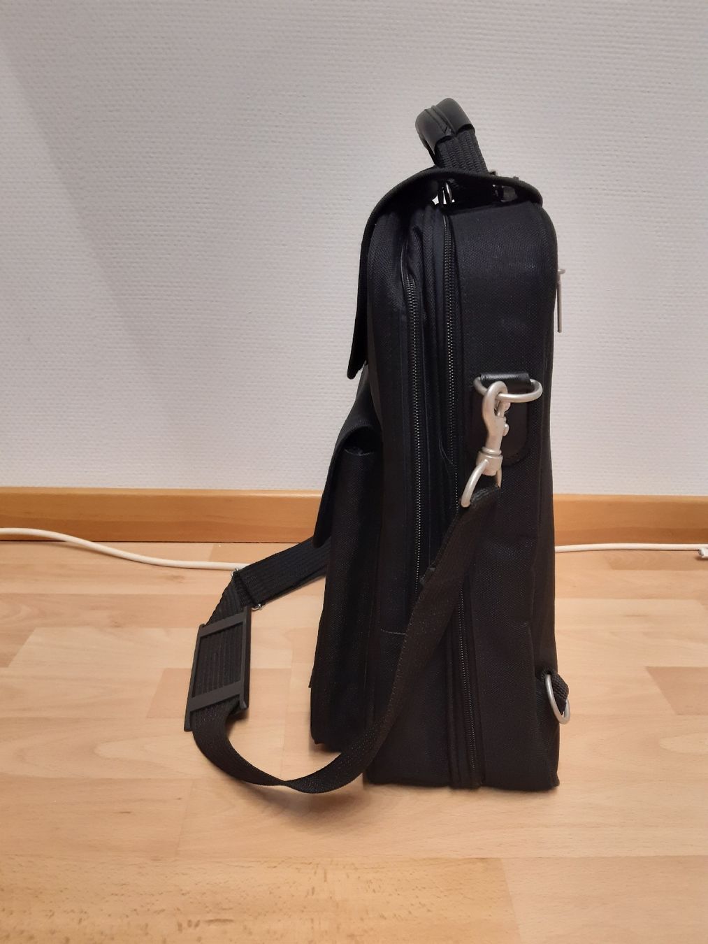 Taschen: Laptoptasche, Tasche mit vielen Fächer – Neu (gemäss Beschreibung) aus Matzingen von mes84 2
