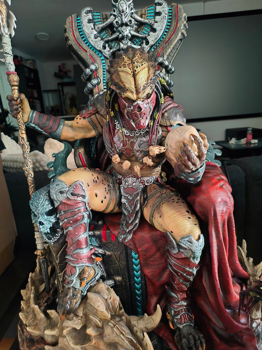 Figuren: Predator King On Throne – Gebraucht aus Niederrohrdorf von elwey 8