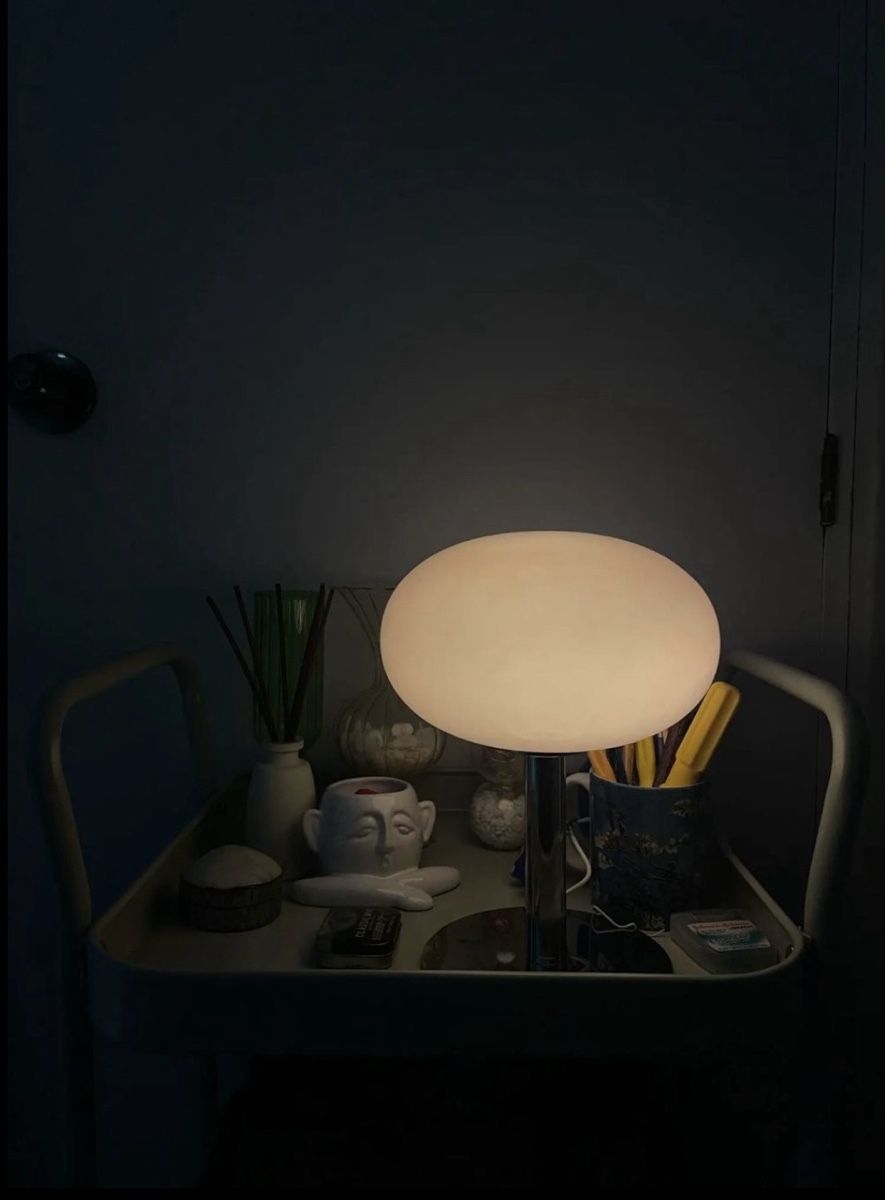 Lampade: Nachttischlampe mit USB Anschluss – Nuovo (secondo la descrizione) da Zürich venduto da samnabey 1
