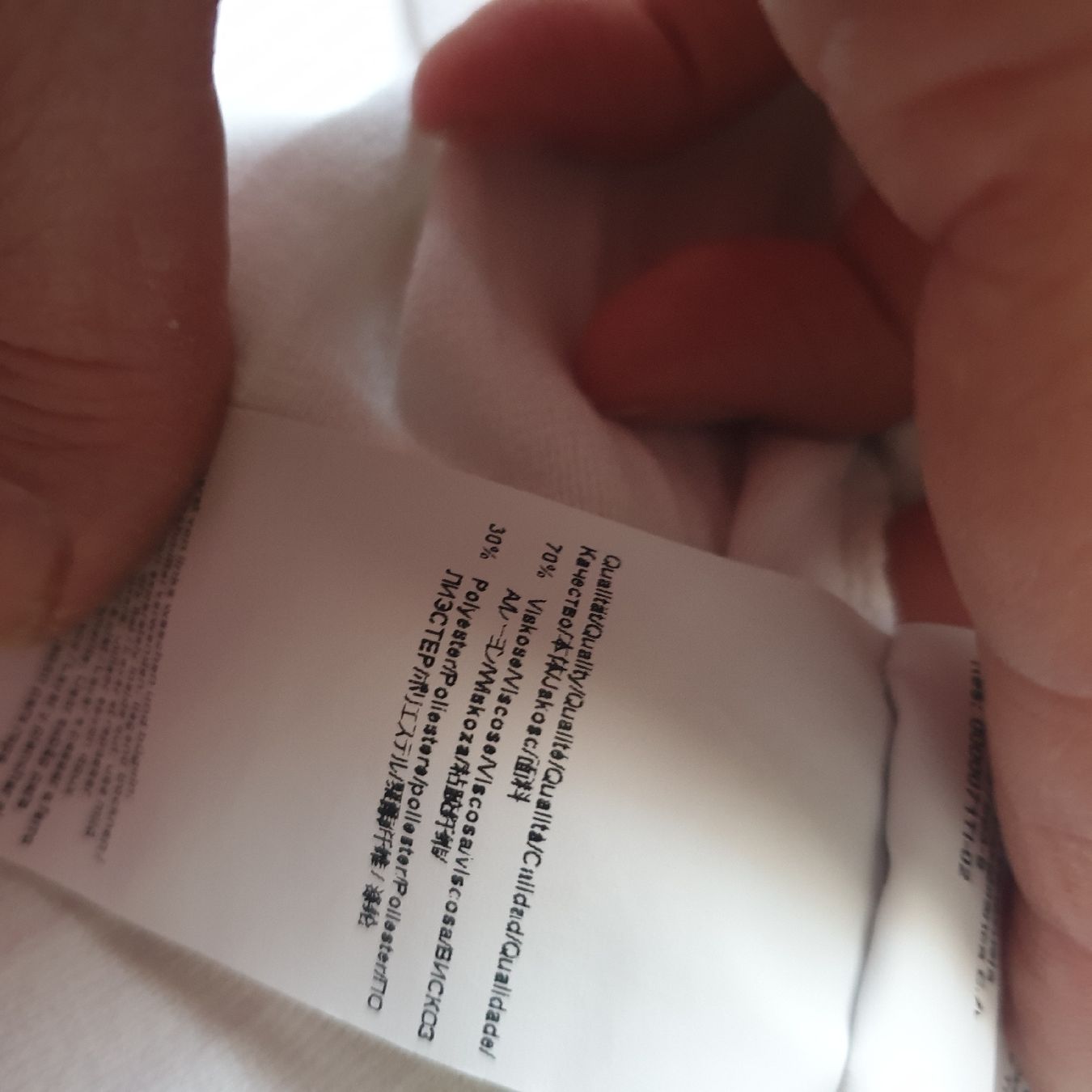Hugo Boss T-shirts: Hugo Boss, schönes Shirt Gr. L – D'occasion à Frenkendorf par Moon111 4