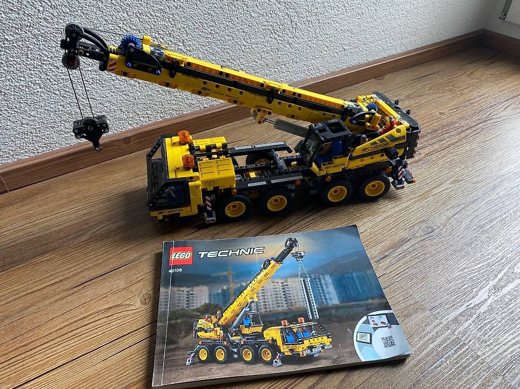 Baukästen: Lego Technic Kran-LkW – Gebraucht aus Davos-Wiesen von nikita06