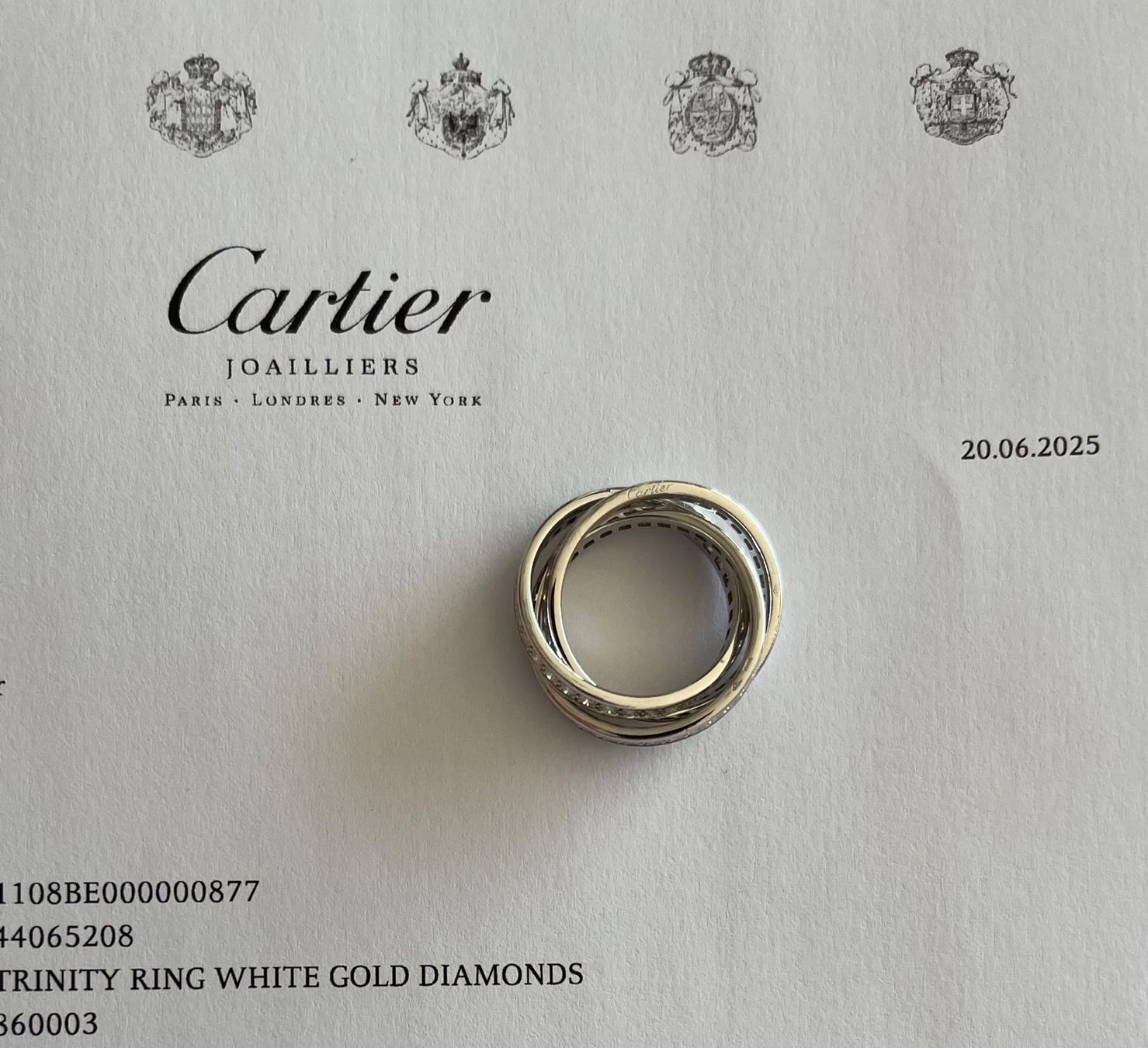 Cartier Ringe: Cartier Trinity Ring Whitegold Diamonds Grösse 54 – Gebraucht aus Zollikon von SVCHGZ 4