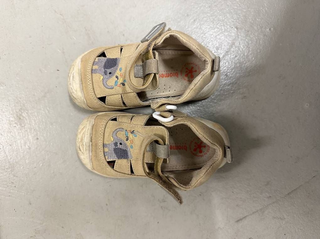 Schuhe für Jungen: Schuhe Sandal kind - Biomechanics Gr.21 – Gebraucht aus Zürich von mat_5l7y