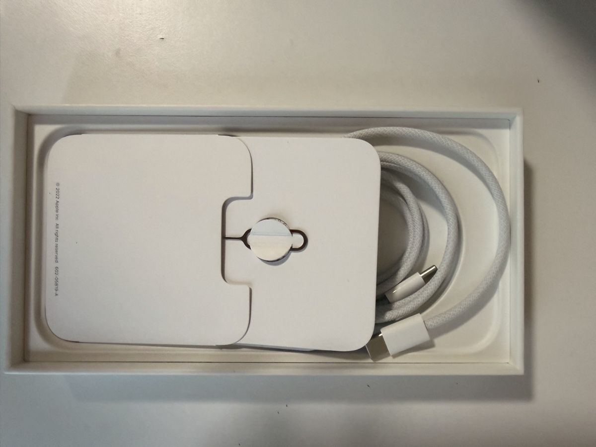 Apple Portables: iPhone 15 Plus 128GB - Black - Original Box - Cable Included – D'occasion à Taverne par Chanty-Nidhi 7