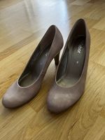 Lack Pumps