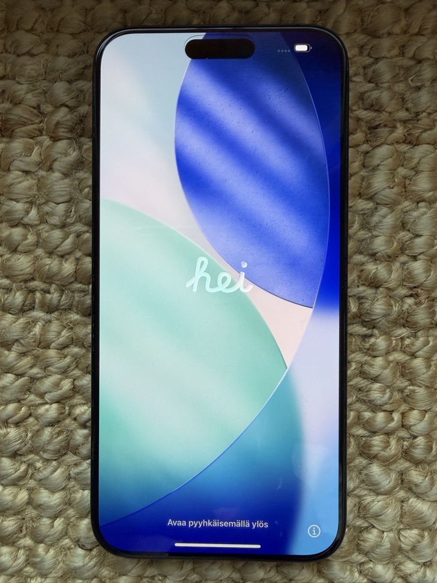 Apple Portables: Iphone 15 Pro Max 256 GB Titan schwarz – D'occasion à Rebstein par Fabsi2000