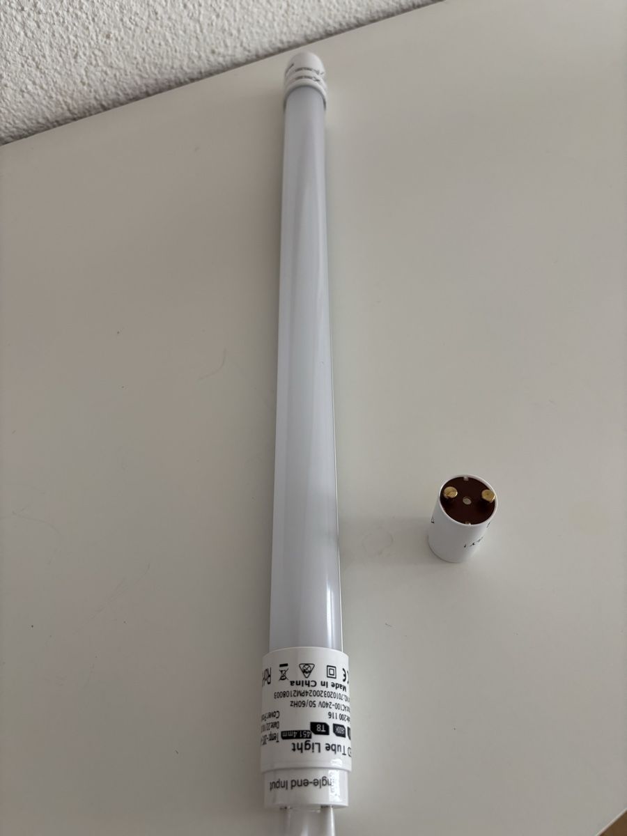 Lampade: LED - Tubes 45cm – Nuovo (secondo la descrizione) da Abtwil AG venduto da Tinou10