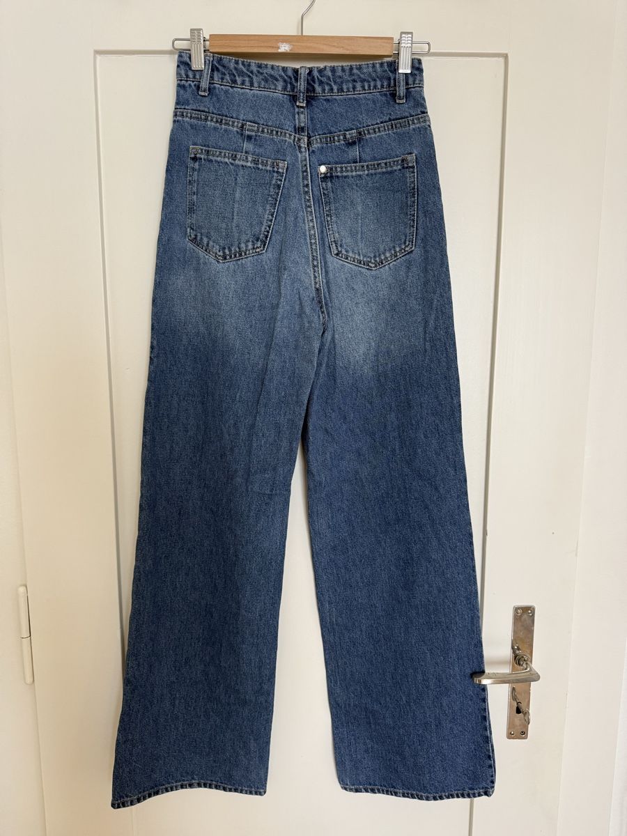 H&M Jeans: Jeans - Highrise wide leg – D'occasion à Zürich par jul_5t9s 1