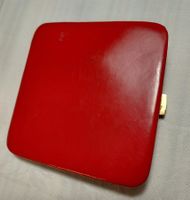 Necessaire