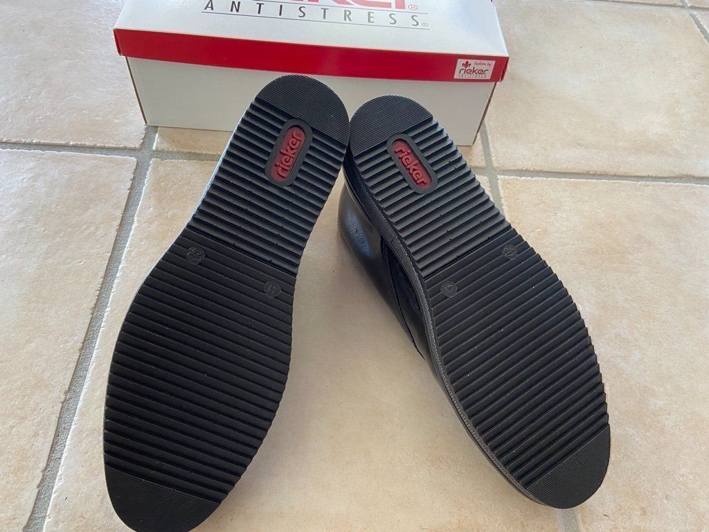 Rieker Scarpe da donna: Neue Rieker Stiefeletten Grösse 41 – Nuovo (secondo la descrizione) da Beatenberg venduto da nonnkari 3