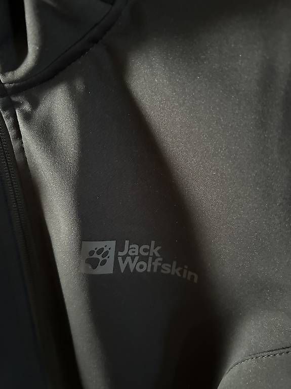 Giacche: Jack Wolfskin Softshell Gr. M – Usato da Willisau venduto da Geissbock11 1