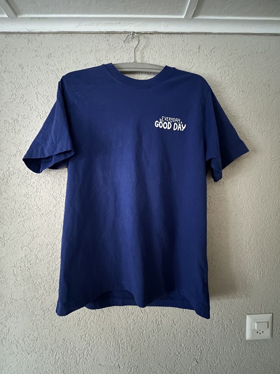 T-shirt: T Shirt mit Print – Nuovo (secondo la descrizione) da Ogens venduto da lau_z665