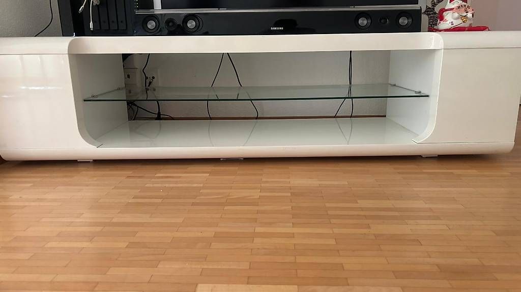 Mobili TV: Moderne, schlichte TV-Möbel – Usato da Wettingen venduto da elv_khg5 1