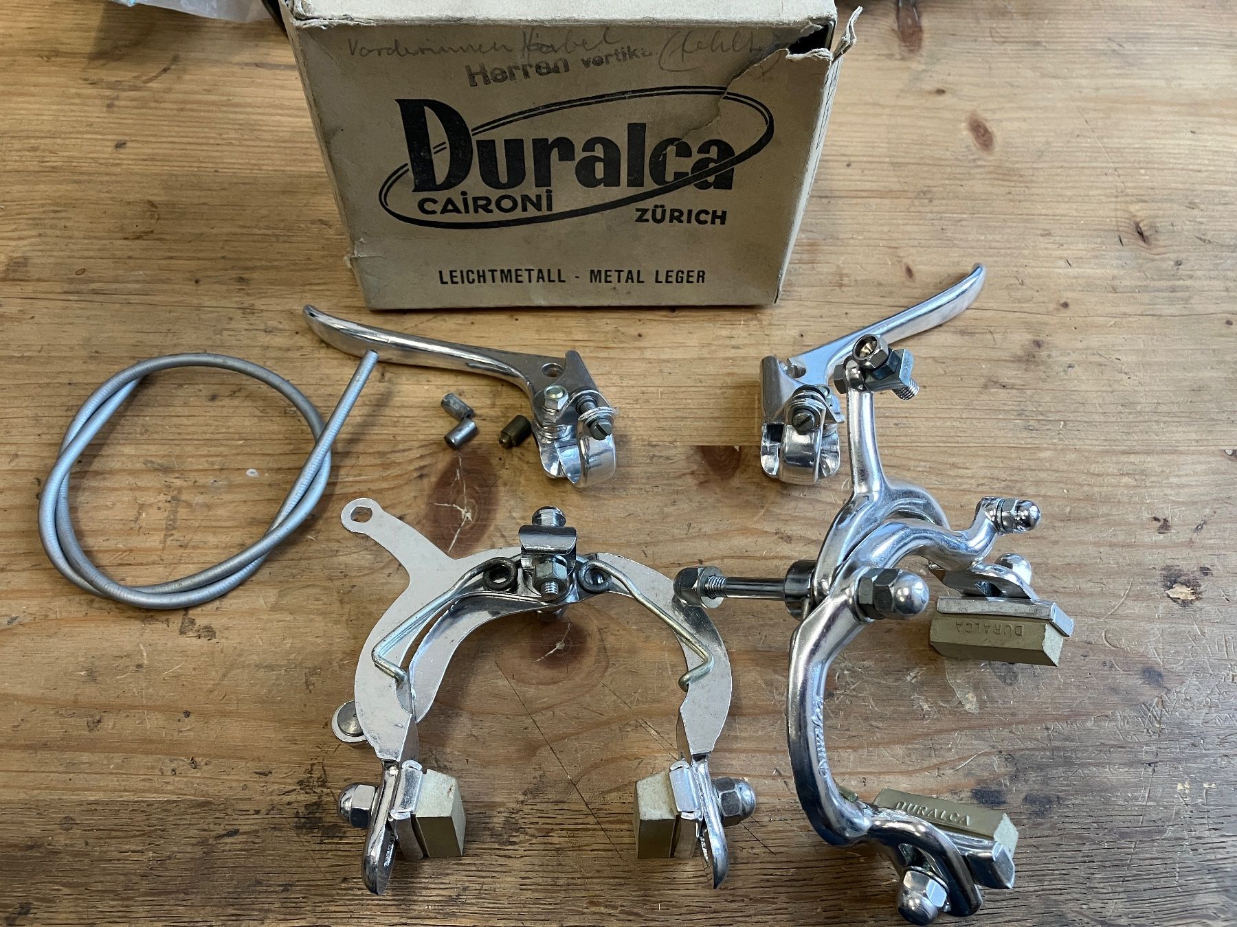 Pezzi di ricambio: NOS Duralca Bremse – Nuovo e nell'imballaggio originale da Burgdorf venduto da intact-Velowerkstatt