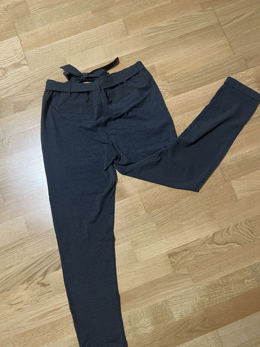 Hosen: Tolle Hose von Kaffe Grösse 36 – Gebraucht aus Zürich von Mrstm4 2