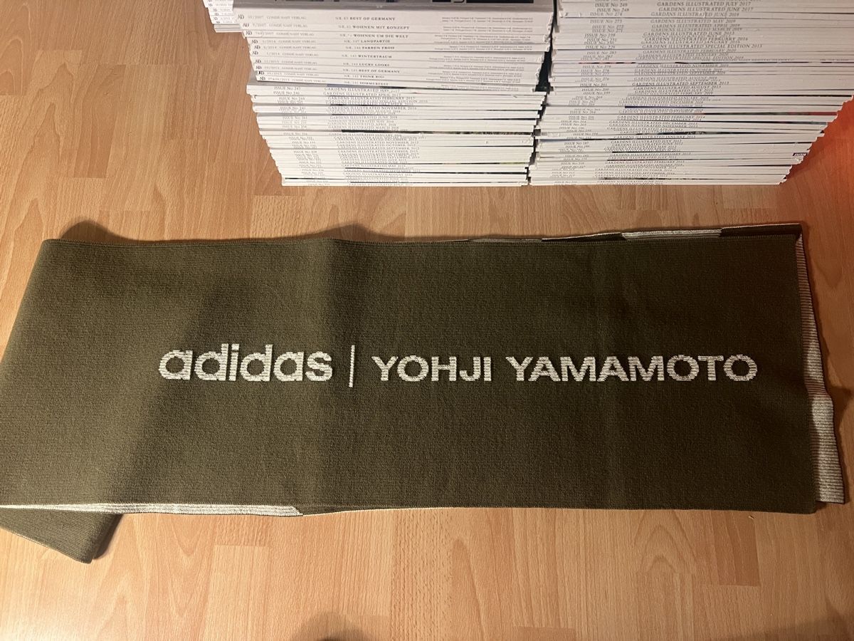 Foulard & Sciarpe: Y-3 Yohji Yamamoto Schal – Nuovo (secondo la descrizione) da Rümlang venduto da nikki_ 1