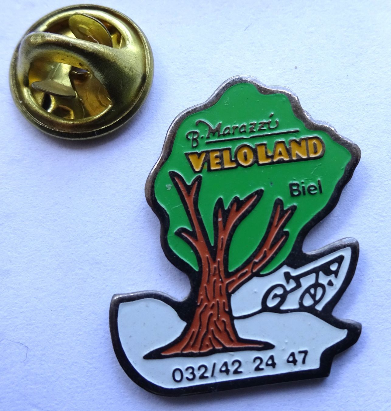 Plaketten & Abzeichen: Pin Baum VELOLAND Marazzi – Gebraucht aus Utzenstorf von BUtter81
