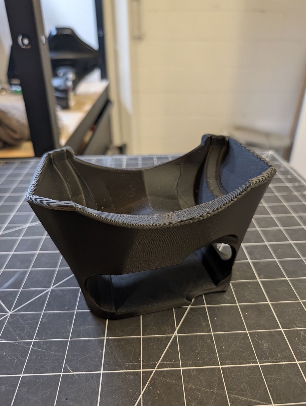 Sonstige Dekorationen & Accessoires: arctic nova pro wireless headphone holder – Gebraucht aus Zürich von gil_5rkk 1