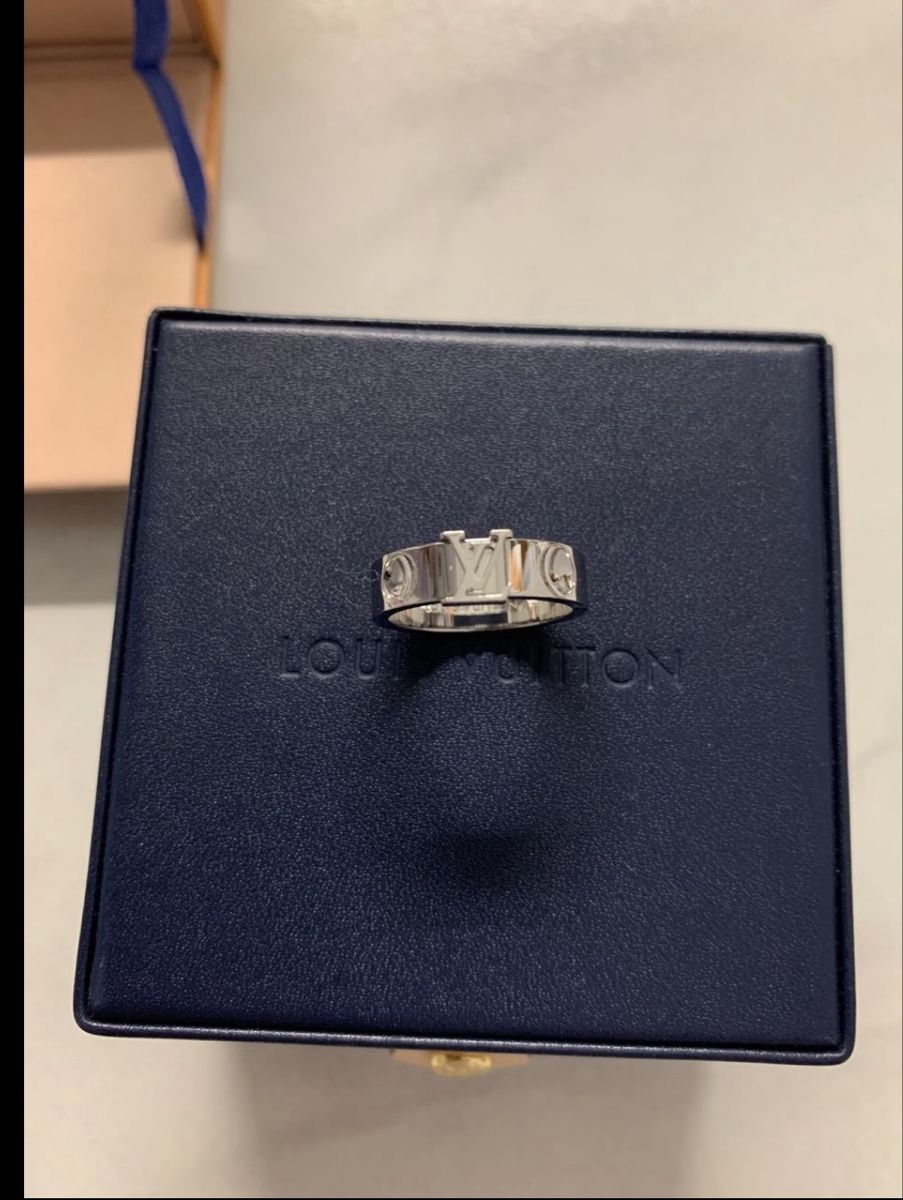 Louis Vuitton Anelli: Louis Vuitton Empreinte Weissgold Ring Grösse 52 – Nuovo (secondo la descrizione) da Kerns venduto da osco01 1