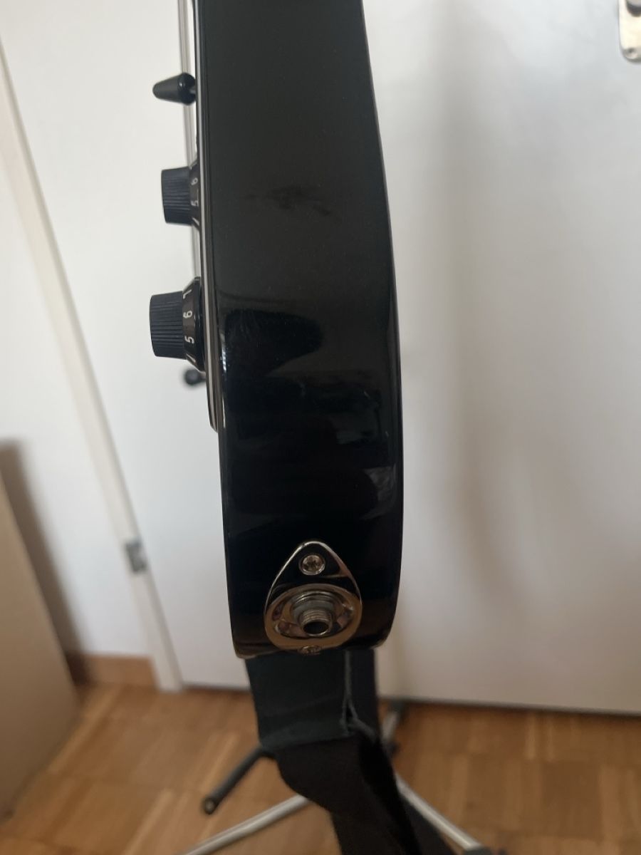 Ibanez Musikinstrumente: E Guitar Ibanez – Gebraucht aus Zürich von owe_9j2c 1