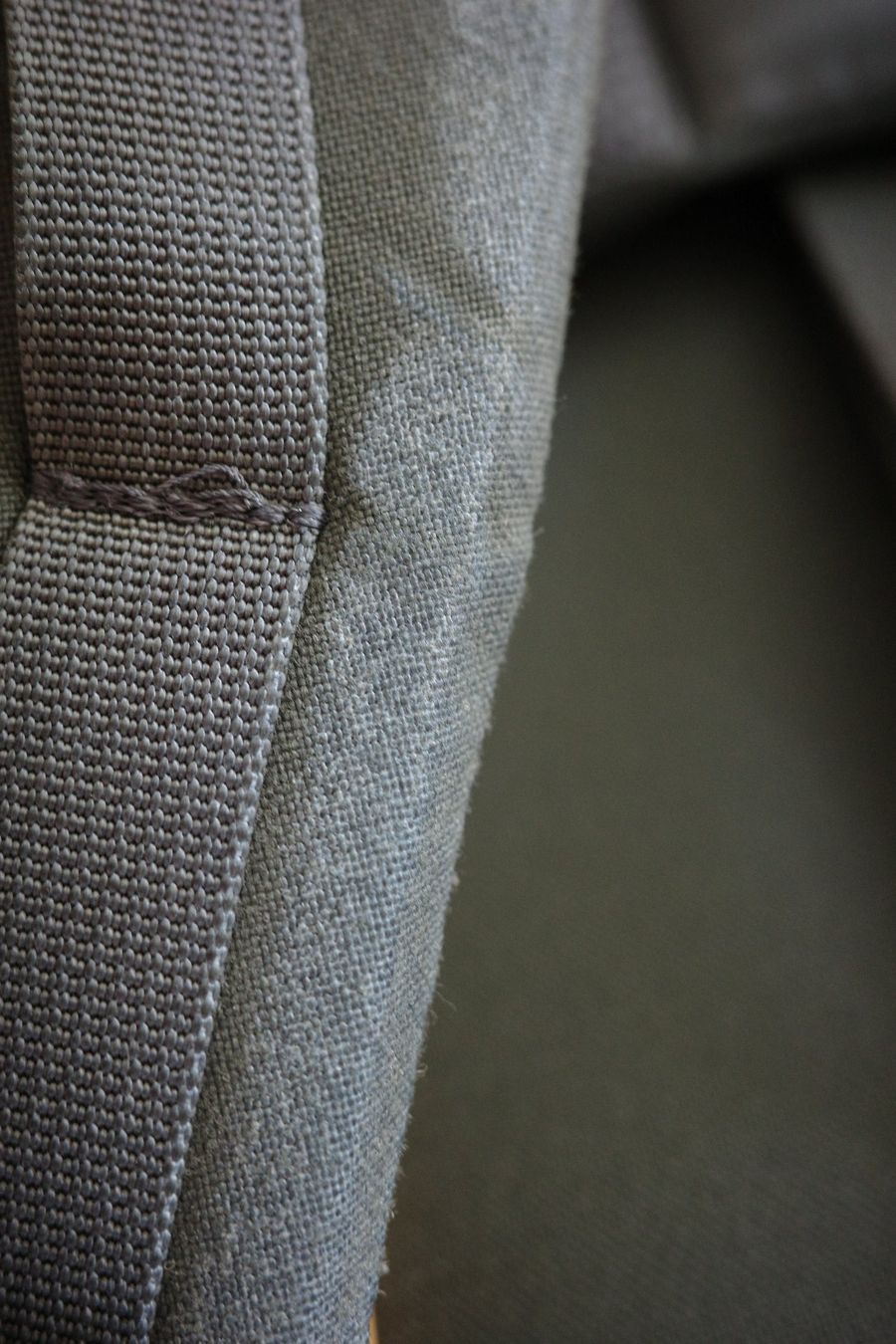 Fjällräven Zaini: Rucksack Fjällräven Singi 48 - Farbe Grau – Usato da Liebefeld venduto da Rhyolite 7
