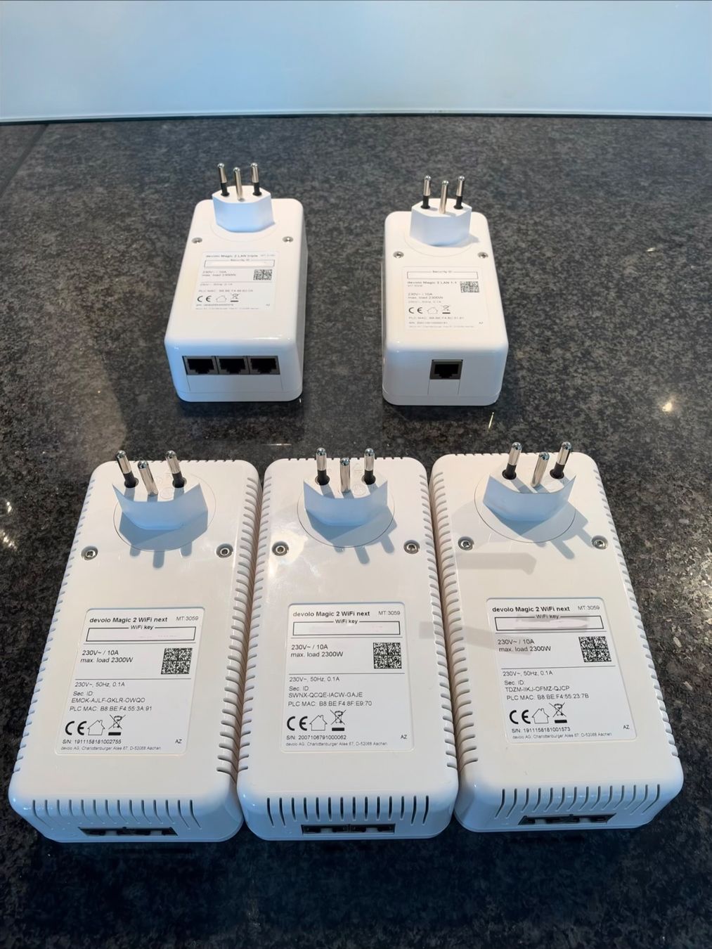 Devolo Lecteurs & Adaptateurs: Devolo Powerline Set Magic 2 WiFi next gebraucht – D'occasion à Uster par cedricwider 1
