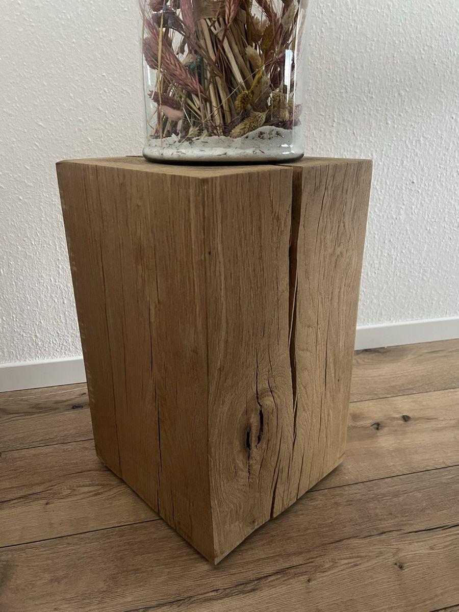 Sgabelli: Holz Hocker Beistelltisch massive Eiche rustikal guter Zusta – Usato da horgen venduto da NaMu1