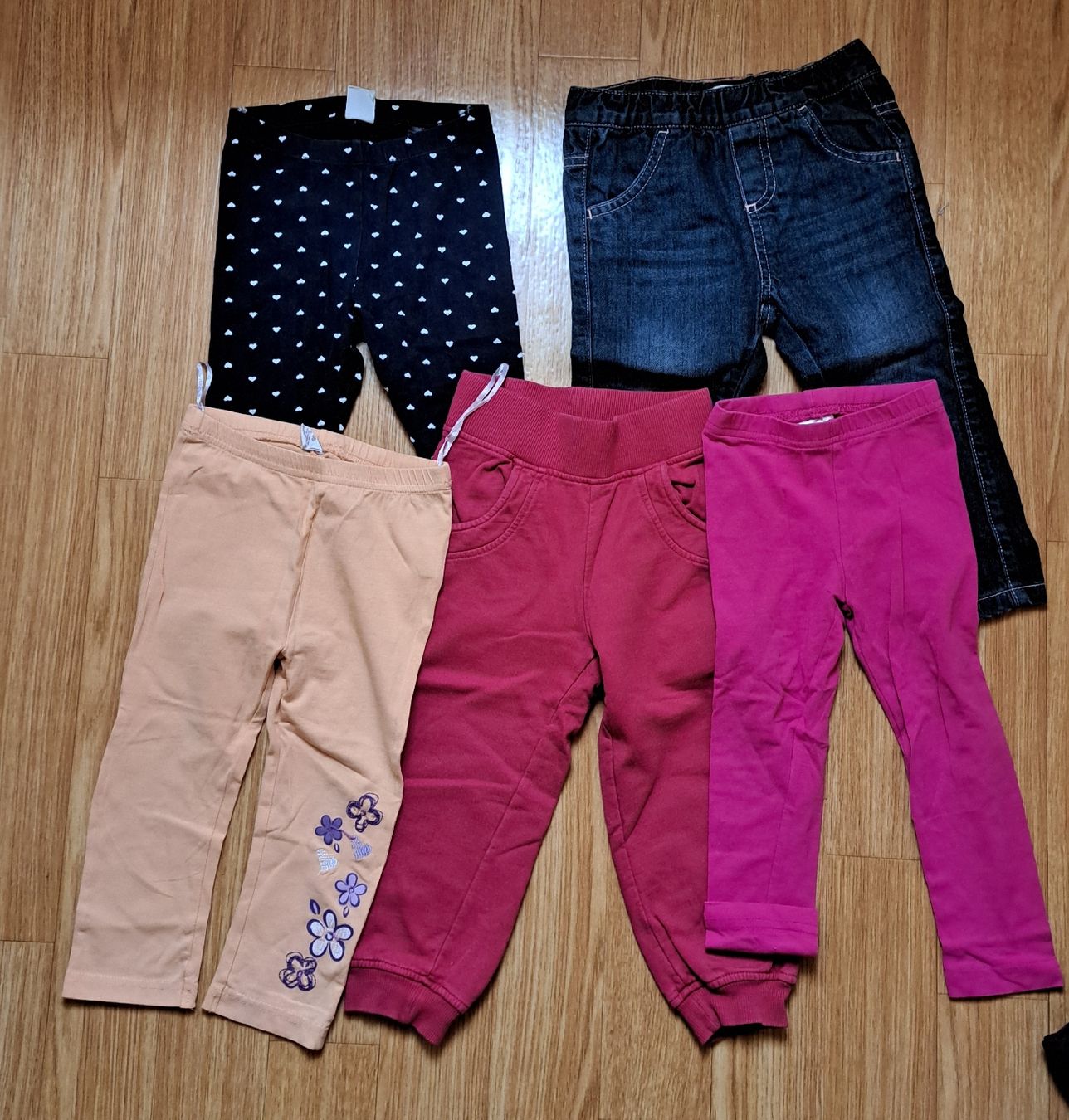 Lotti & Set di vestiti: Mädchen Kleiderpaket Grösse 86 – Usato da Schüpfheim venduto da liv_h2kv 1