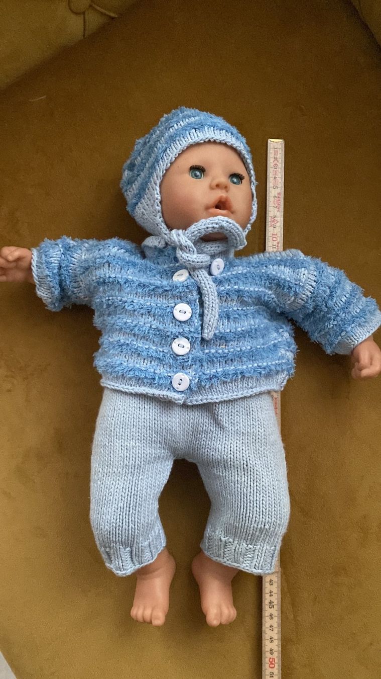 Poupées: gestrickte Puppen Kleider, handarbeit – D'occasion à Dagmersellen par Arcticsnow2017 3