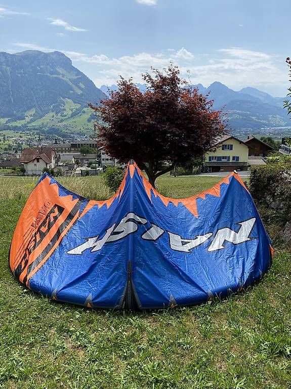 Naish Aquilone: Kite: Naish Dash 10 m² – Usato da Schwyz venduto da hardy-schwyz