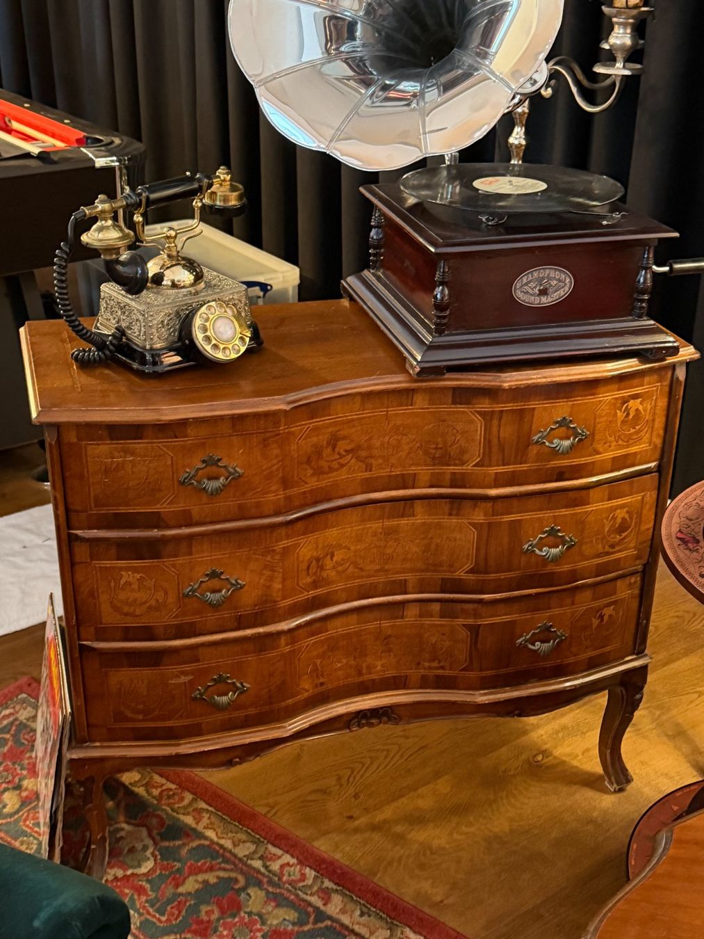 Kommoden: Antike Barock-Kommode im Louis XV Stil – Gebraucht aus Olten von antonio.troia