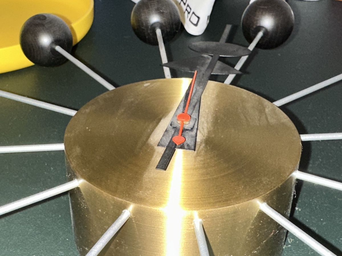 Vitra Orologi da terra & Orologi da parete: Eames Vitra Nelson Ball Clock Wanduhr – Usato da Kreuzlingen venduto da Bchicks 2