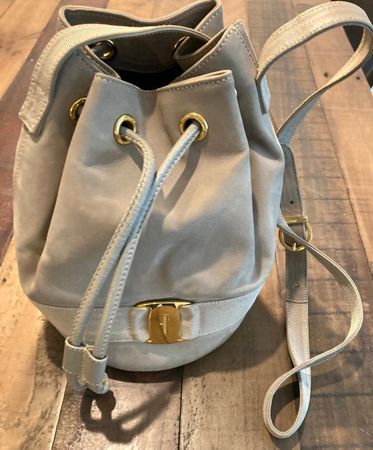 Salvatore Ferragamo Bucket Bag - Top Zustand!