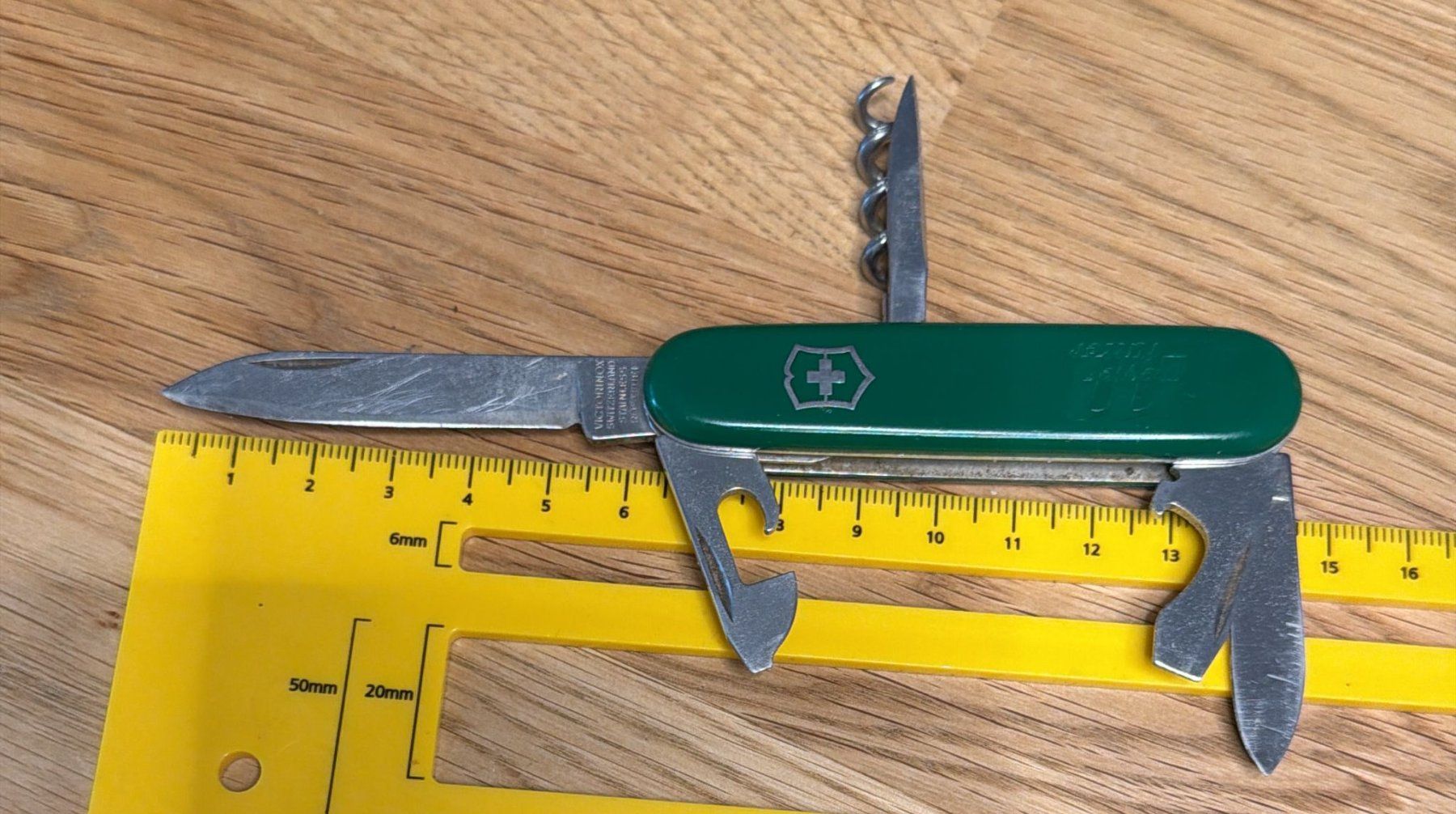 Victorinox Coltelli tascabile: MEYER FUTTER VICTORINOX TASCHENMESSER – Usato da Zürich venduto da Frei-Occasionen 6