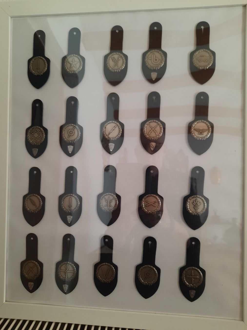 Schweizer Armee Plaketten & Abzeichen: Pucelles Militaire – Gebraucht aus Collombey von LRJ1