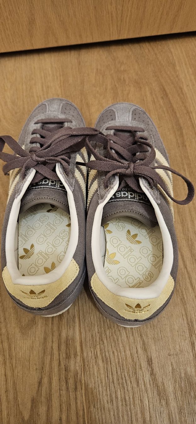 Adidas Scarpe da donna: Adidas Japan 38/2 Neu – Nuovo e nell'imballaggio originale da Sargans venduto da Chicco051 2
