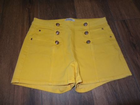 Shorts Morgan jaune taille M boutons dorés