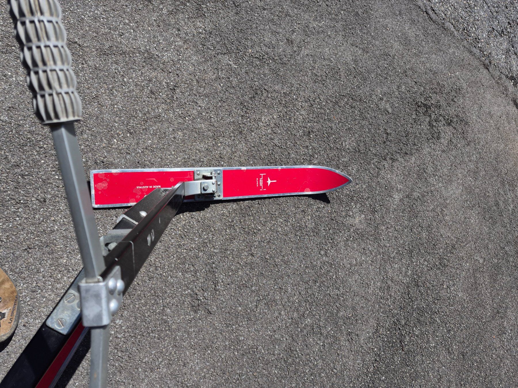 Skis: Snowbike Skibike Hari – Gebraucht aus Beatenberg von holzwurm78 3