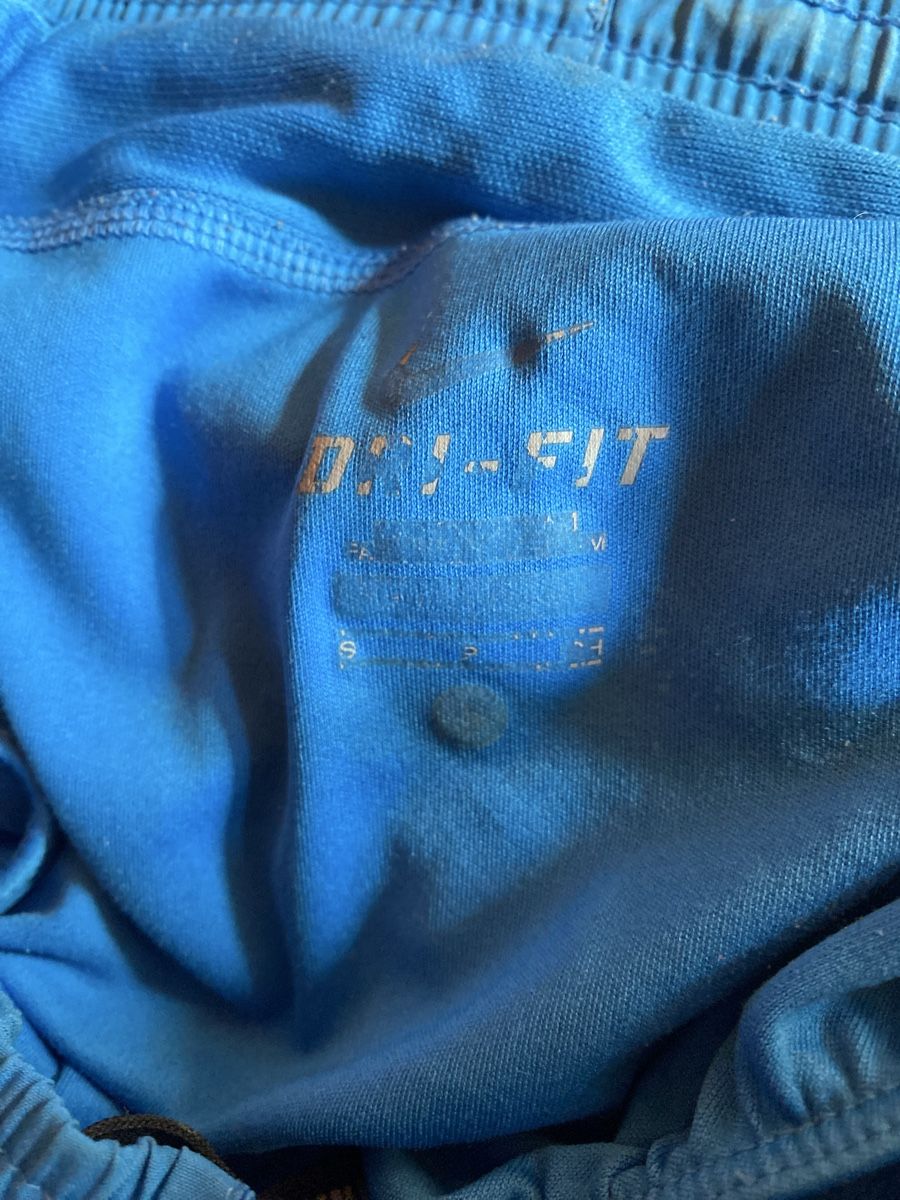 Nike Pantaloni: Nike running shorts blue size S good condition – Usato da Küblis venduto da mad_b2bw 5
