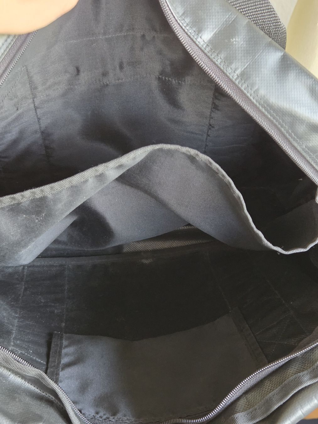 Borse: Descente Tasche ohne Schulterriemen – Usato da Kreuzlingen venduto da MeinKleinesAtelier 2