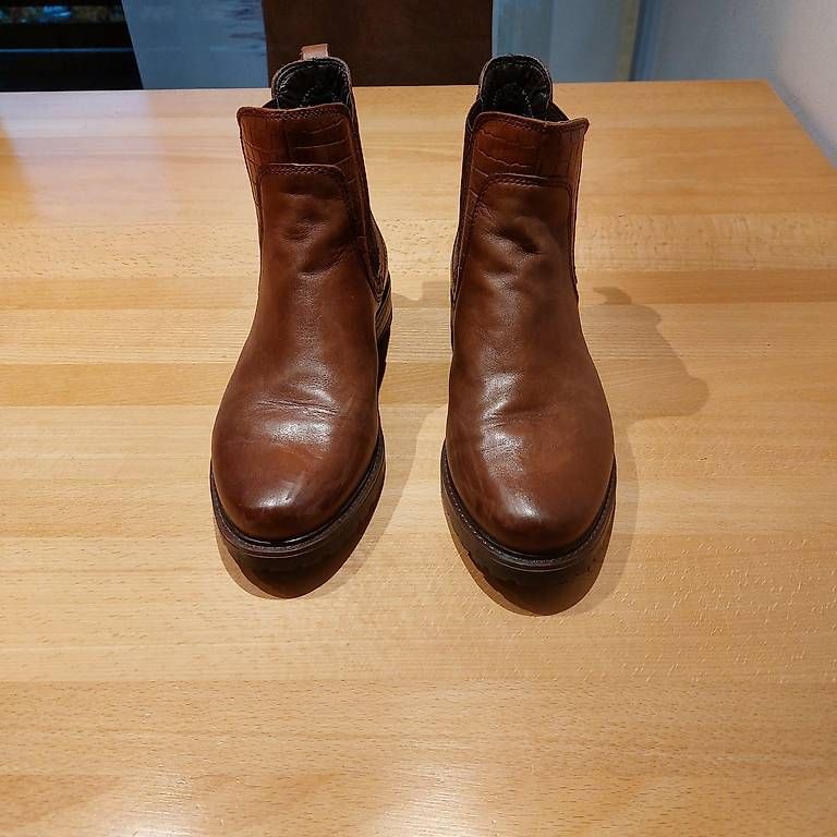 Scarpe da donna: Lederstiefelette gr 39 – Usato da Amsoldingen venduto da kaimhof 1