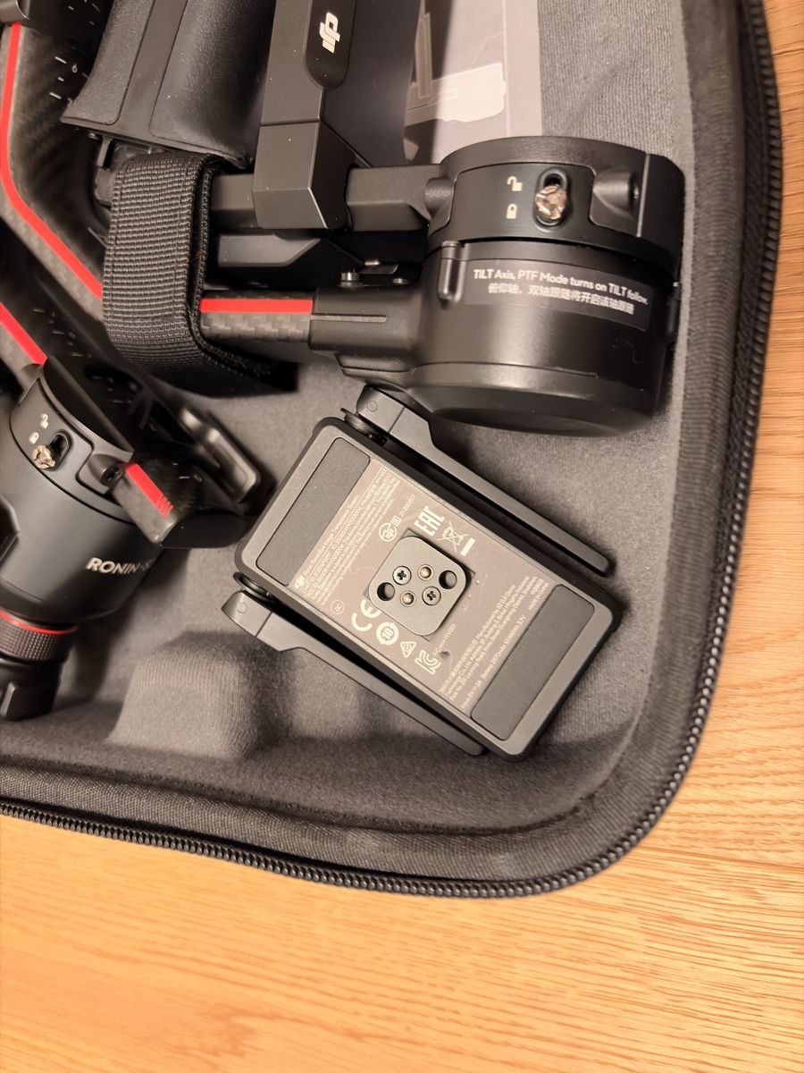 DJI Altri Accessori: DJI RS 2 Pro Combo – Usato da Rotkreuz venduto da limiRS 7