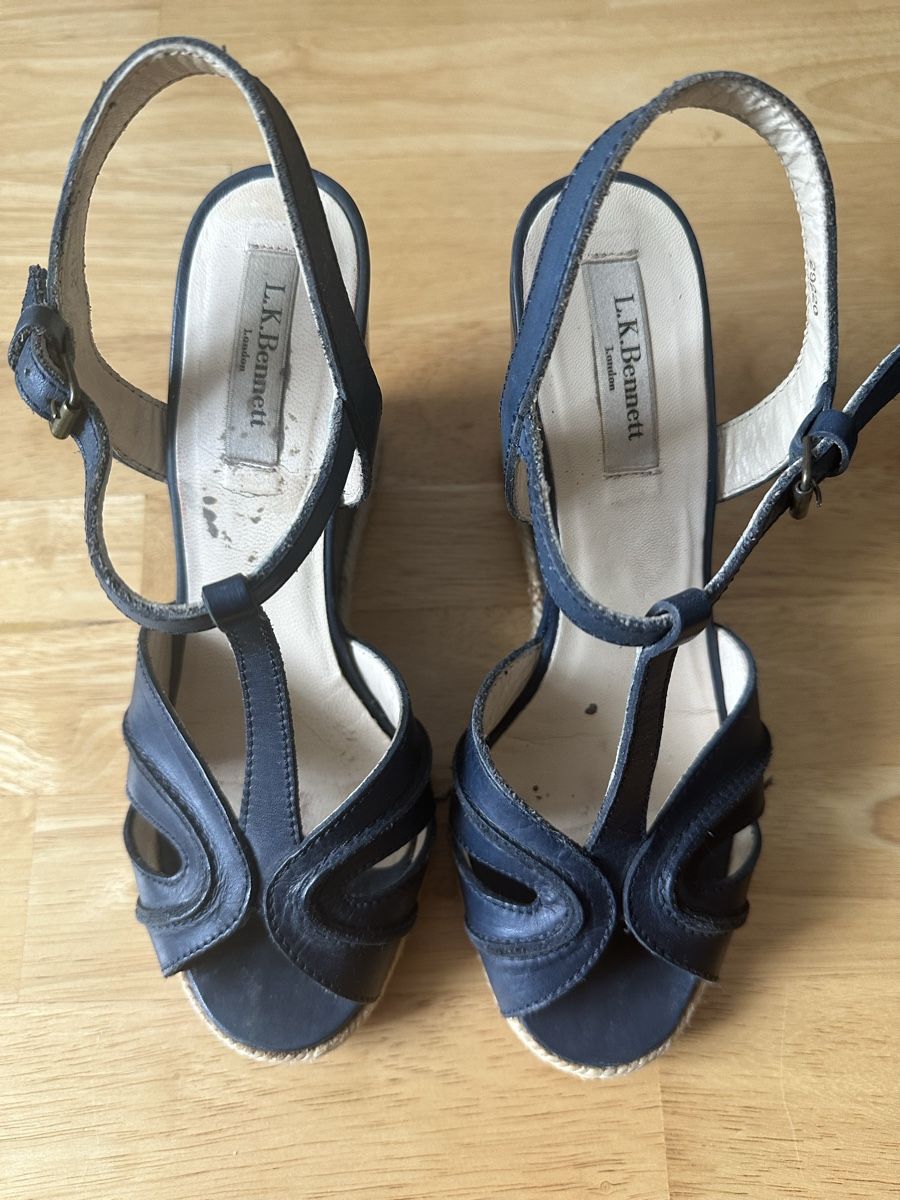 Scarpe da donna: Sommer Leder Sandalen – Usato da Basel venduto da Greenways 1