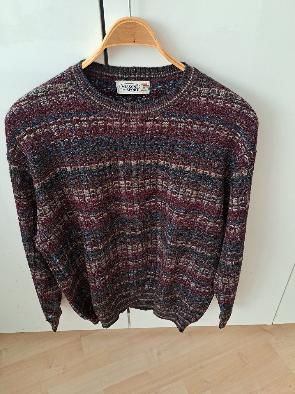 Missoni Pullover & Sweatshirts: Pullover Missoni Sport patterned multicolor size XL used – Gebraucht aus Oberaegeri von handd 1