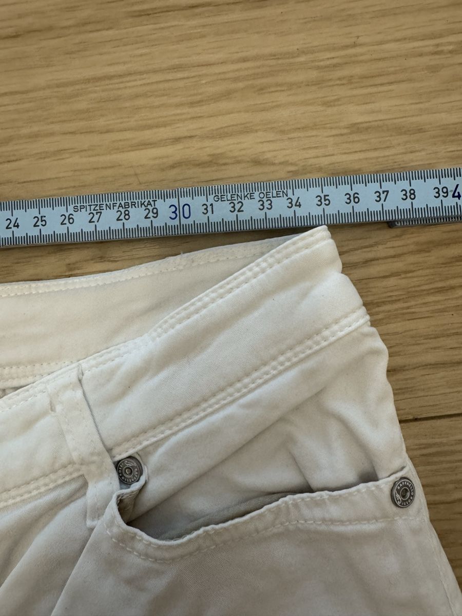 Raffaello Rossi Pantaloni: Raffaello Rossi Sommerhose gr 40 – Usato da Bünzen venduto da Magdalena.K 3