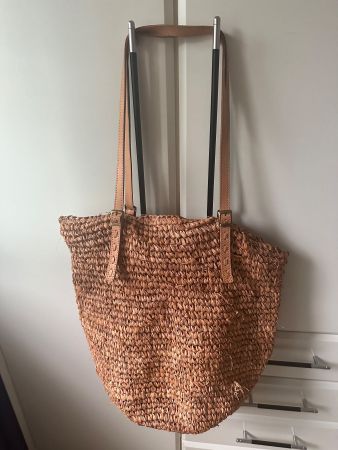 beau comme un lundi geflochtene Tasche
