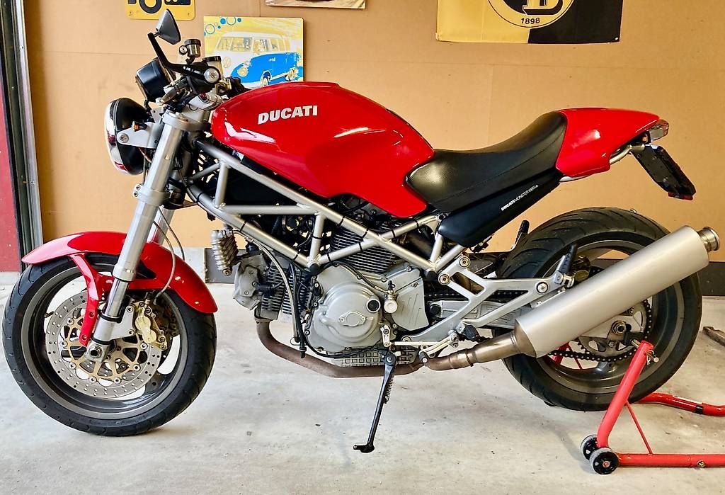 Ducati Strada: Ducati Monster 1000 i.e. – Usato da Wasen im Emmental venduto da Starlion