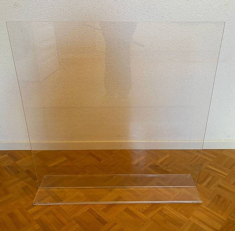 Piatti di portata: Acrylglas Verkleidung – Usato da Braunau venduto da H-Wohnen